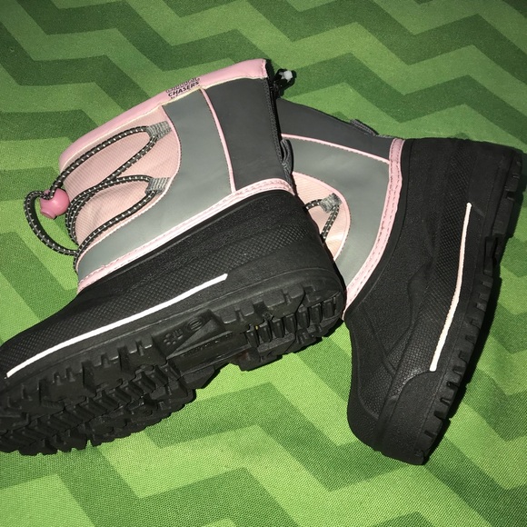 Buster Brown Chill Chasers Snow Boots - Picture 4 of 8